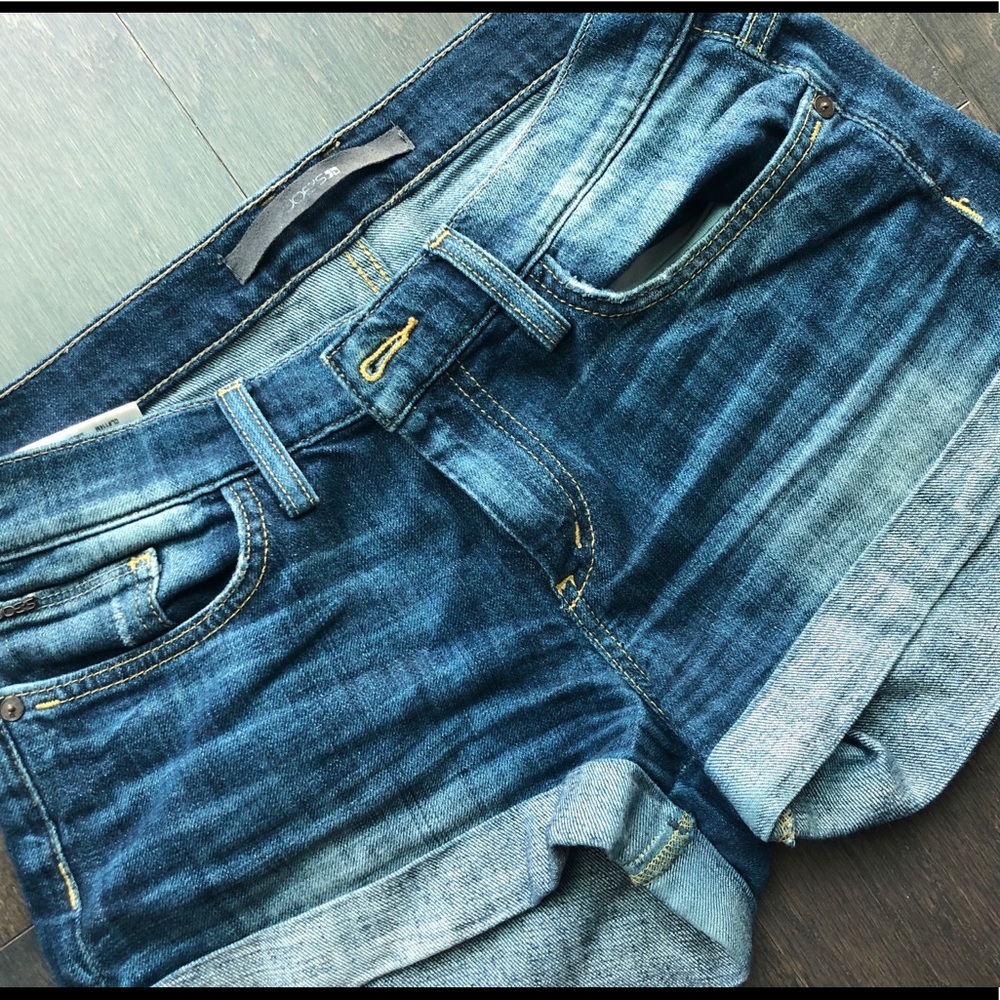 Joe’s Denim Shorts Sz 27